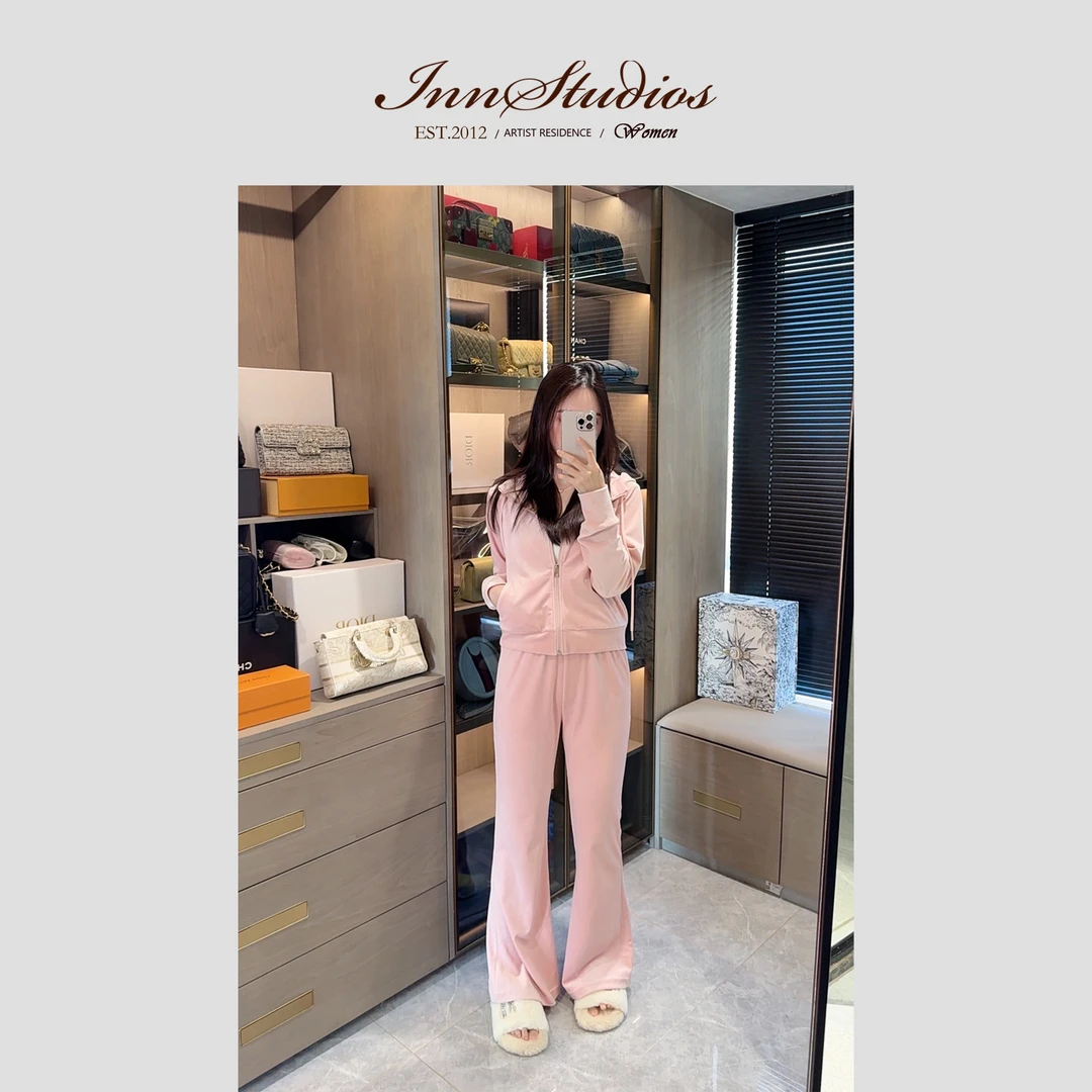 Innstudios 粉色丝绒休闲套装