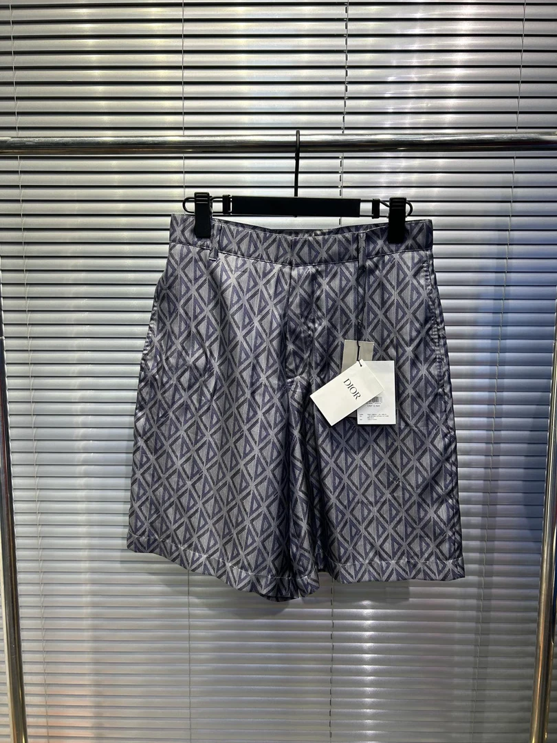 未使用 DIOR/迪奥 几何cd字母灰紫色桑蚕丝高价款短裤 44码