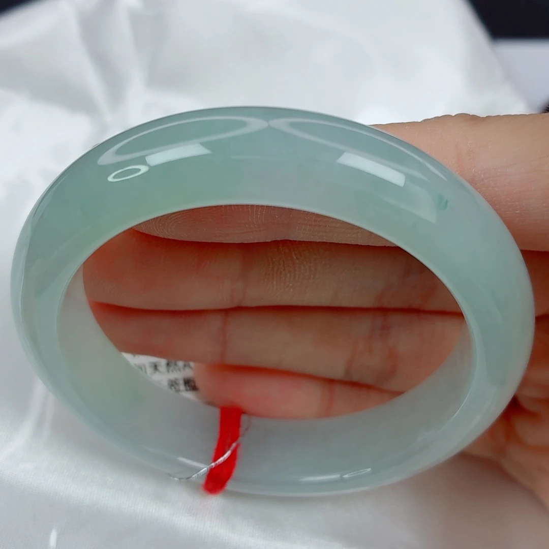 翡翠未镶嵌手镯51正圈，清透淡晴水，细纹，强推