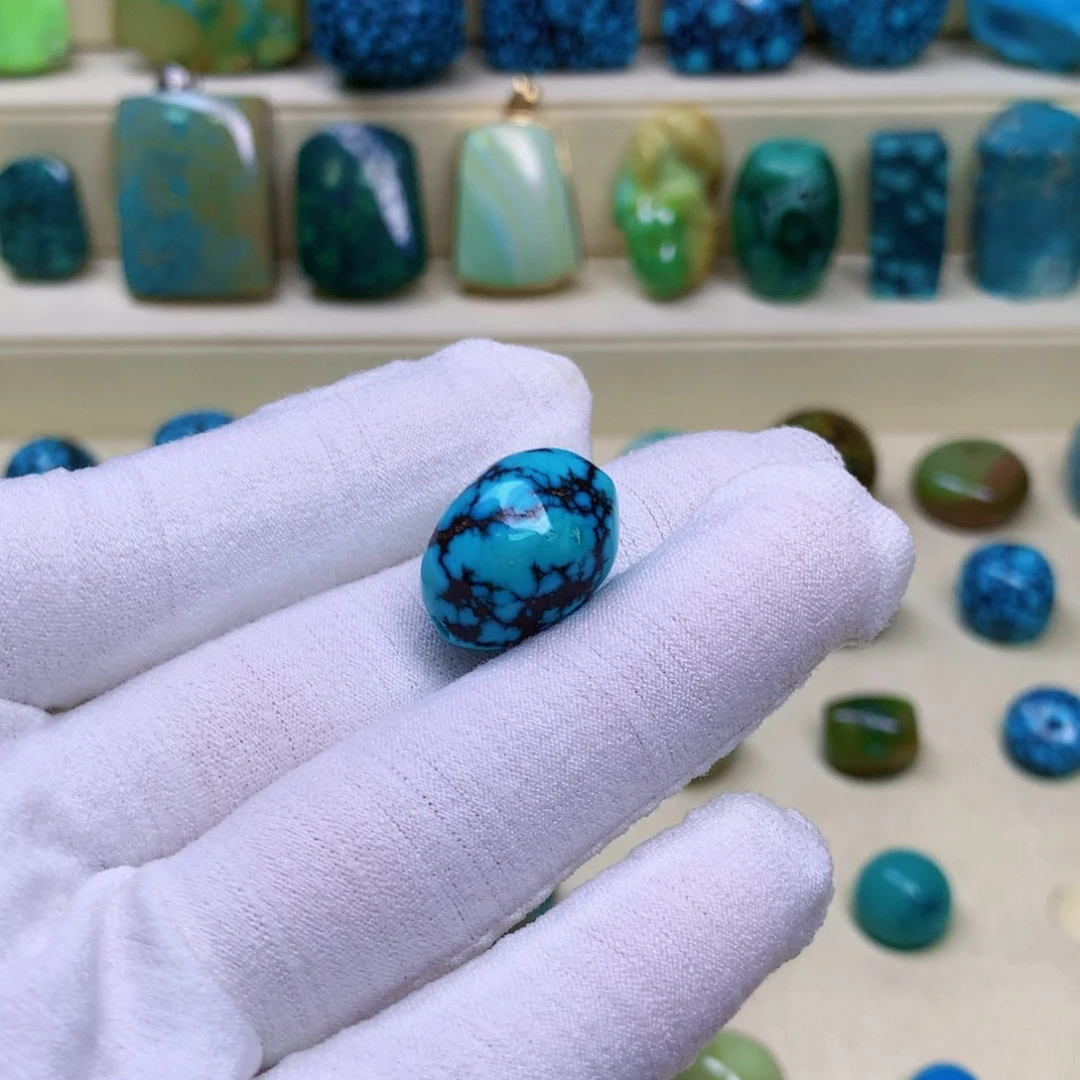 绿松石未镶嵌三彩随行