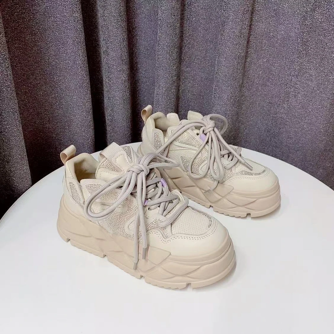 C7850  杏色  高端时尚板鞋女2025新款厚底增高休闲运动鞋