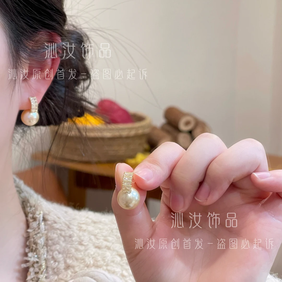 【沁汝饰品】QR128简约珠珠锆石拼接金色耳钉百搭