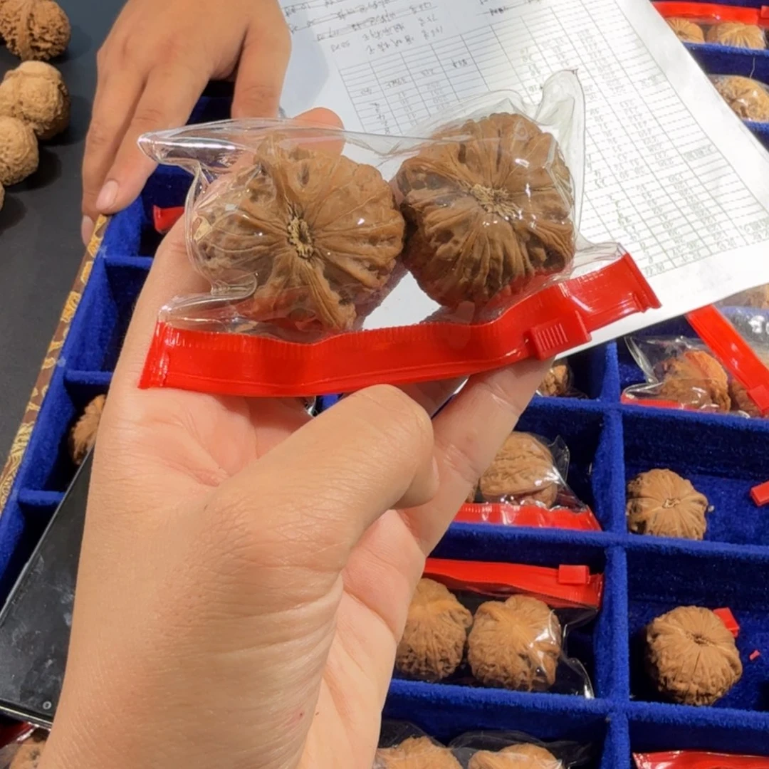 文玩核桃把件220号37mm铁锤妹妹