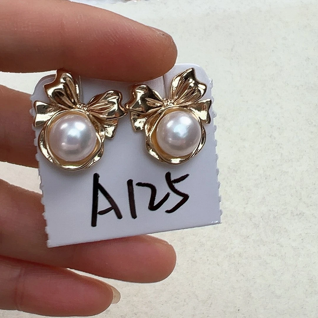 淡水珍珠耳饰未镶嵌