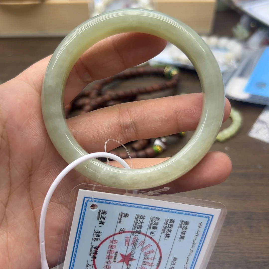 和田玉手镯未镶嵌58.4圈围512纹