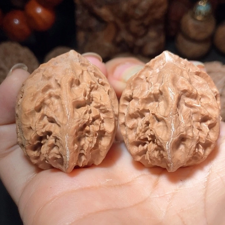 文玩核桃把件东北楸子小雪82