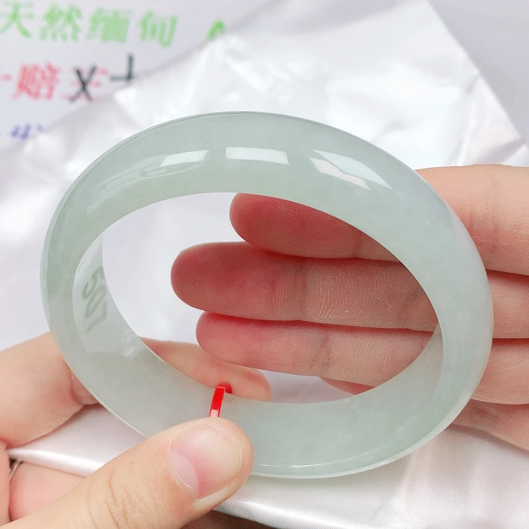 翡翠手镯未镶嵌抖音507