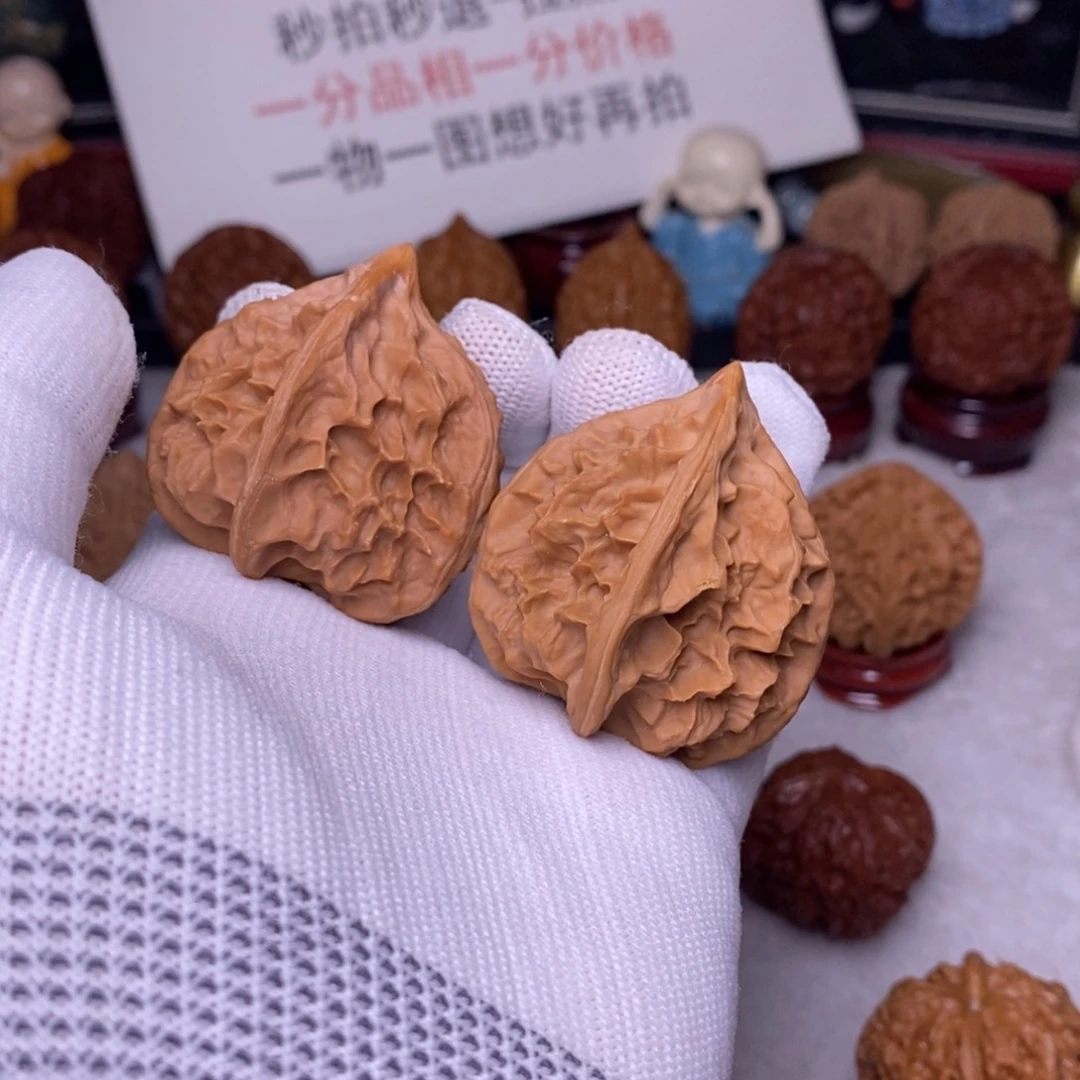 ༄***༅吊坠文玩核桃龙骨鸡心