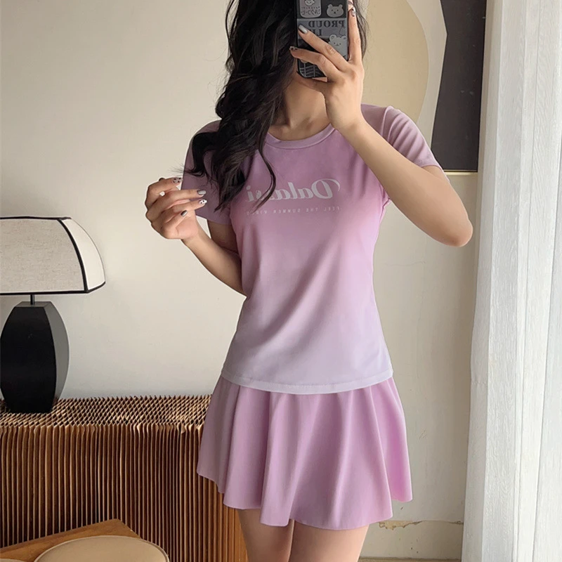 2025新款伪分体保守遮肚显瘦温泉度假高级感运动泳衣海边度假套装