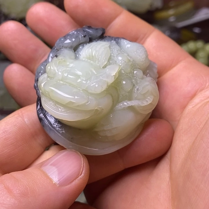 岫玉岫玉颈饰未镶嵌