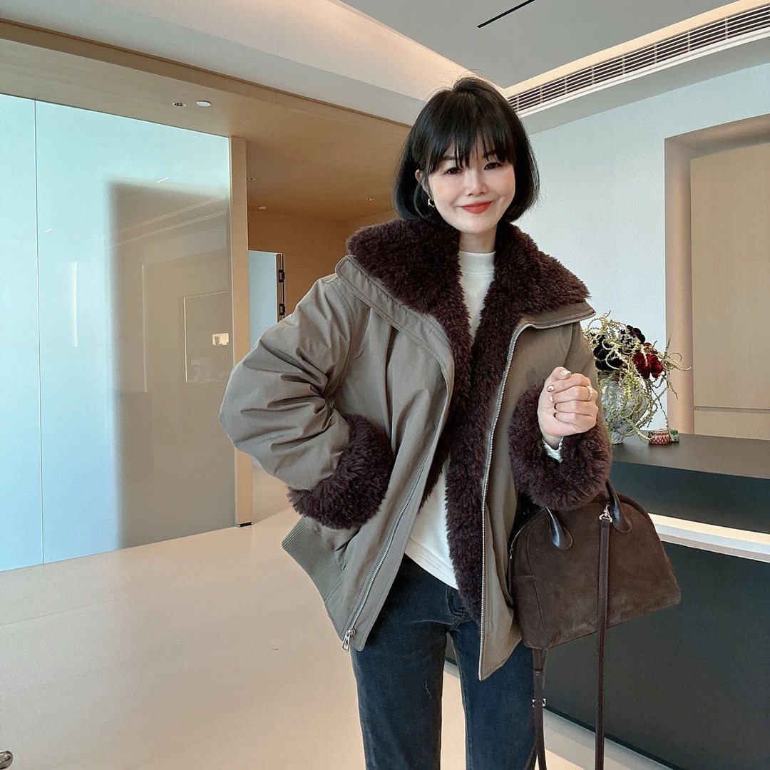 高级感时尚翻领加厚保暖韩式宽松显瘦派克羽绒服