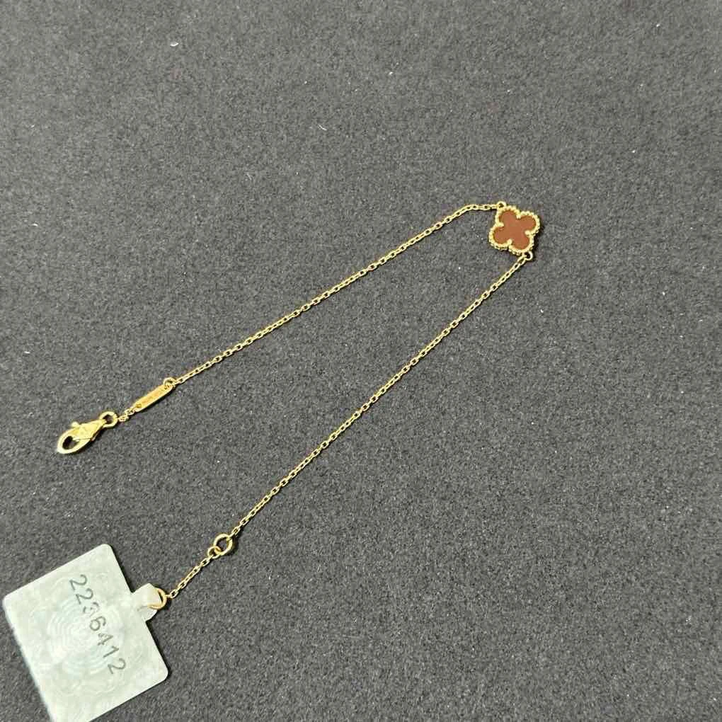 99新 梵克雅宝 玫瑰金红小花手链