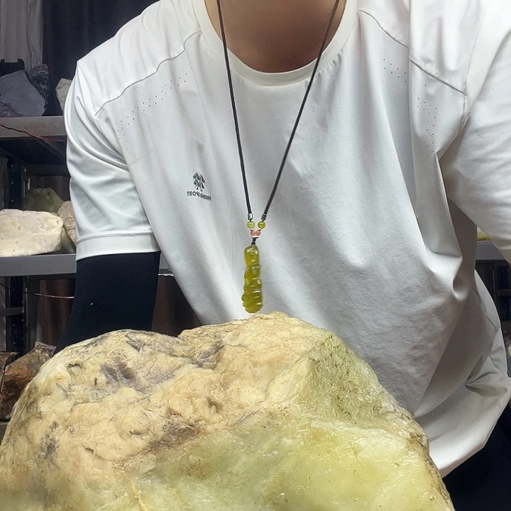 南***~蛇纹石玉未镶嵌珠宝奇石111