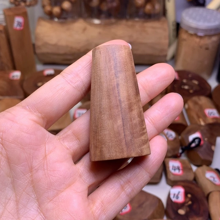 檀香木吊坠朴**拉老山檀香随型小把件