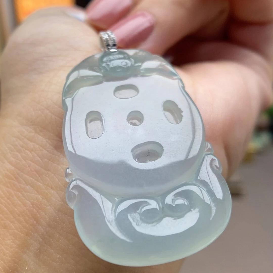 翡翠18K金镶嵌颈饰吊坠13