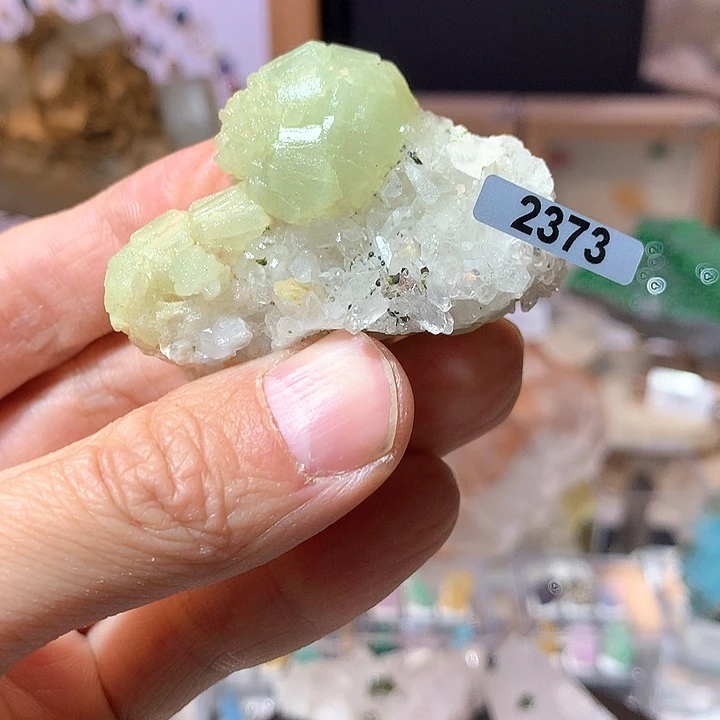 2373 三水矿物标本摆件