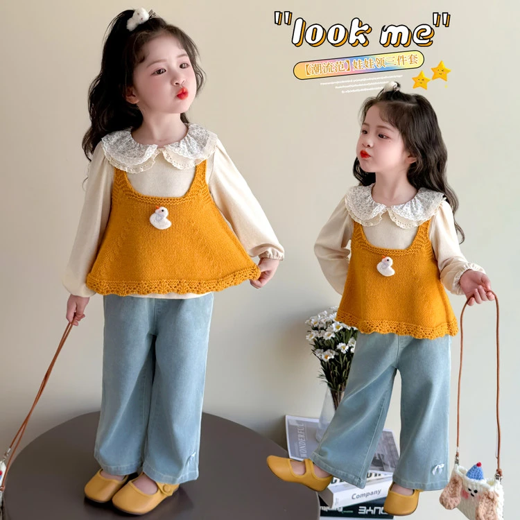 韩系女童春秋款套装小黄鸭针织背心+碎花领衬衫+牛仔阔腿裤三件套