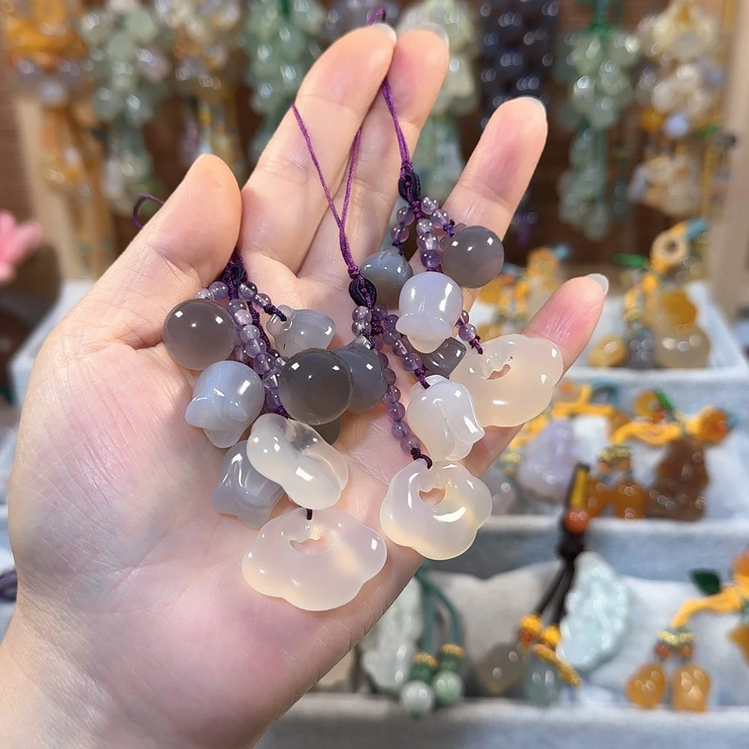 玛瑙/玉髓挂件福利通货料不挑不拣带有包容点未镶嵌