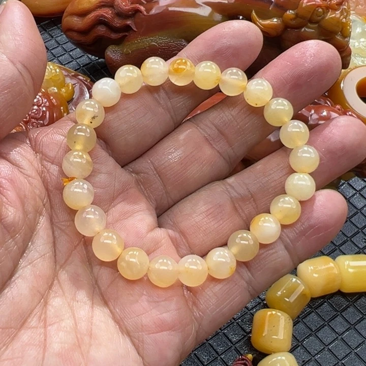 石英质玉（黄龙玉）颈饰未镶嵌