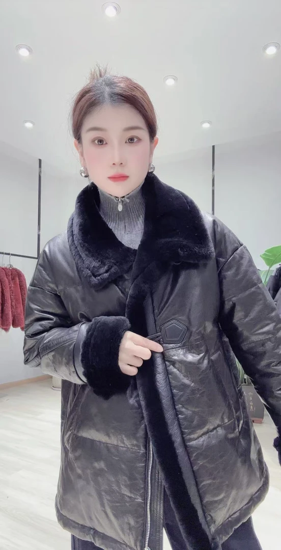 西夏尚美【3636】皮毛一体气质时尚洋气翻领轻奢冬季外套