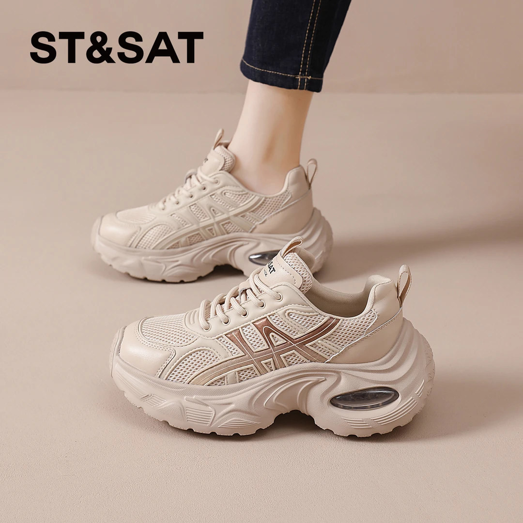 星期六德训鞋女2025秋冬季新款厚底休闲运动鞋显脚小女鞋跑步鞋爆