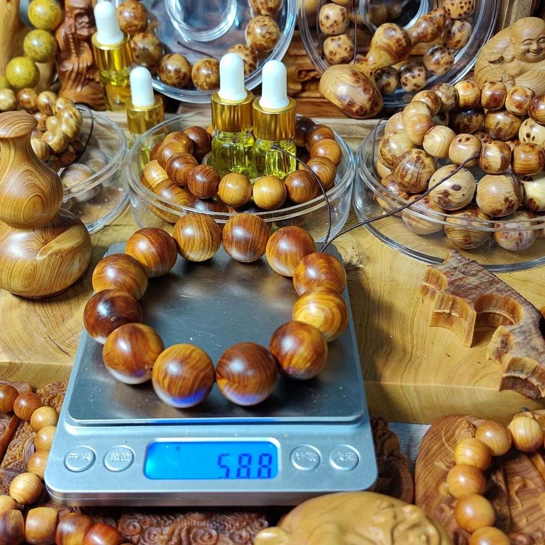 小*o太行崖柏手工艺品