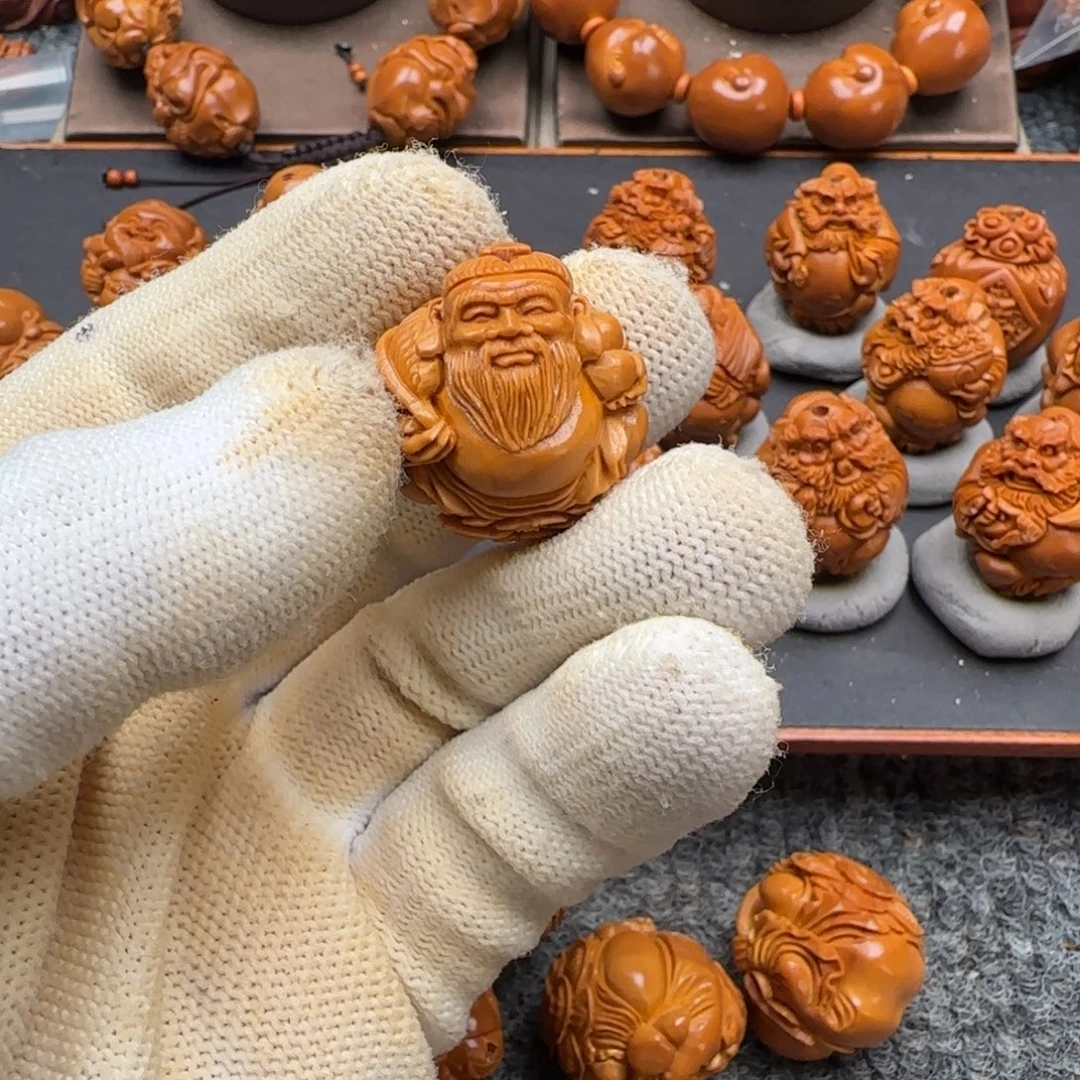 康***丁橄榄核吊坠……………………