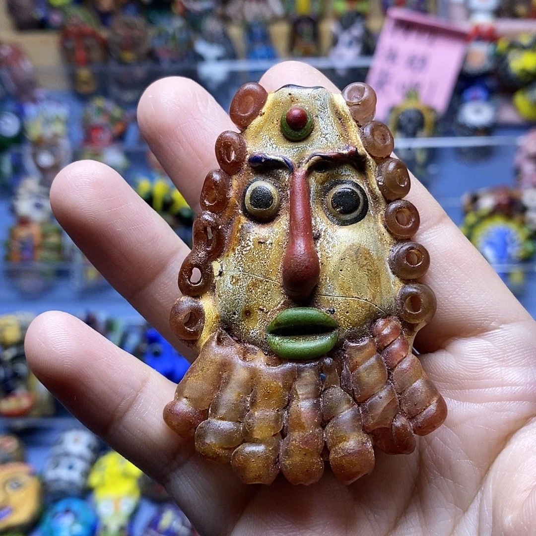 颈饰琉璃福利大法官
