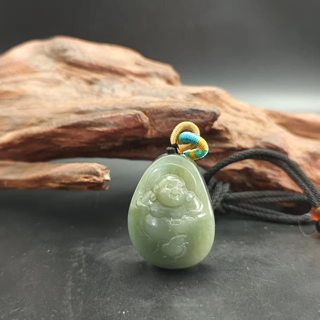 Q和田玉佛公吊坠1592