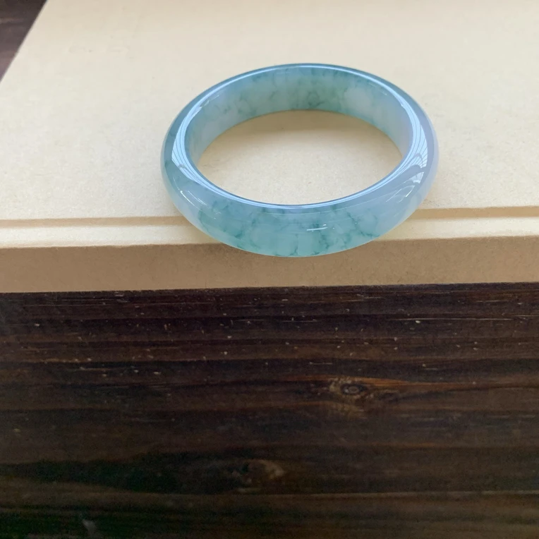 23，糯冰细腻飘花手镯，特价39800圈口53.7-13-8，天然翡翠缅A小纹