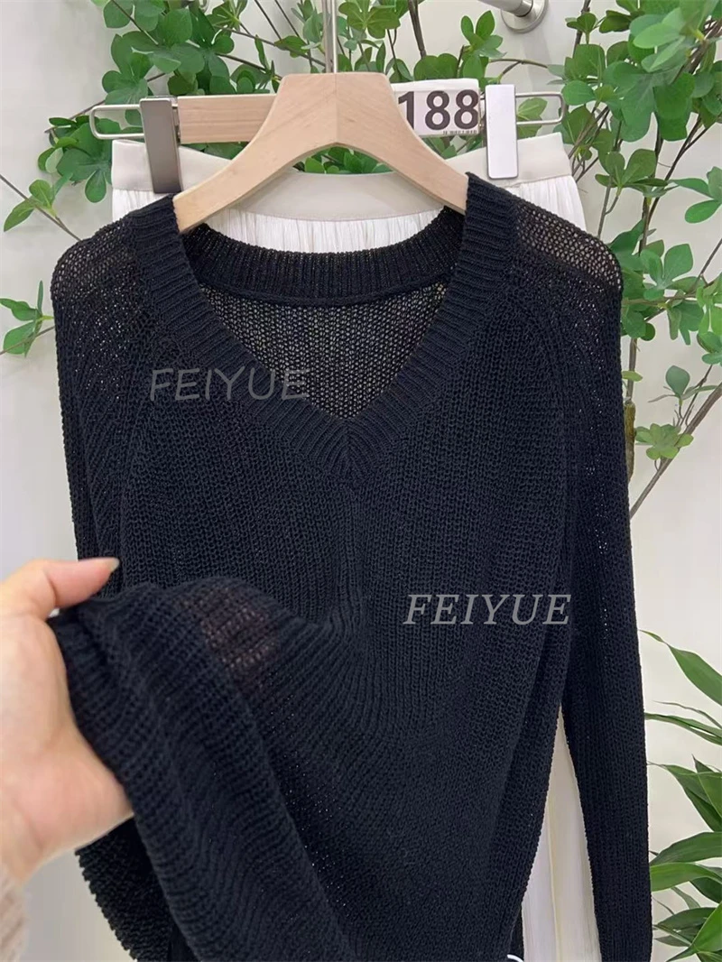 黑色V领微透针织罩衫2025新款时尚洋气打底衫长袖T上衣别致薄款