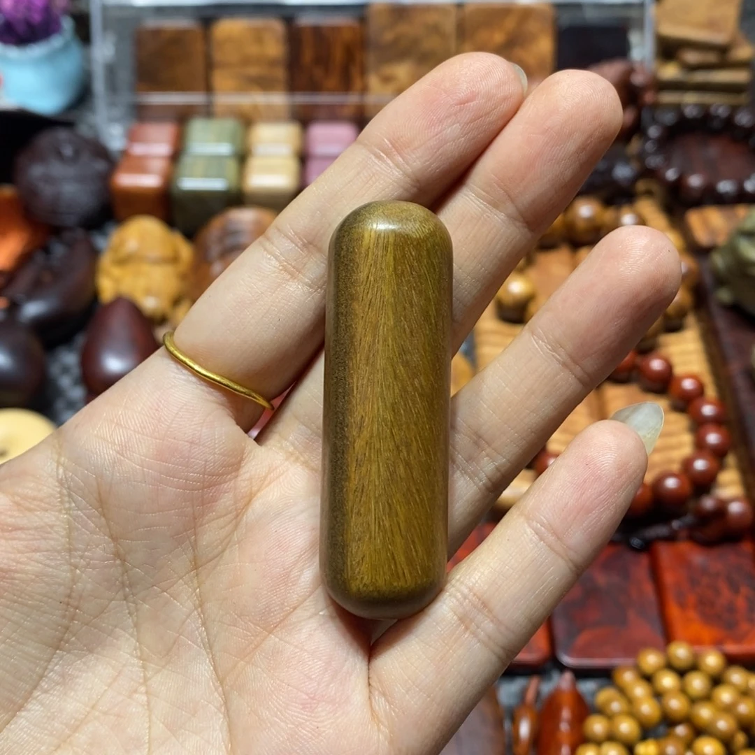 洀***晚木绿檀木木块一个