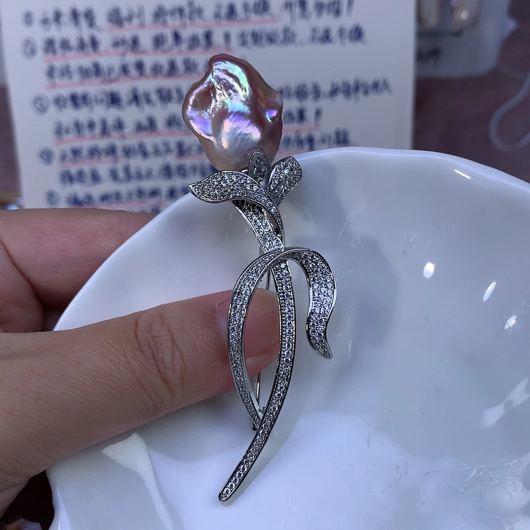 非金属合金特价胸针267