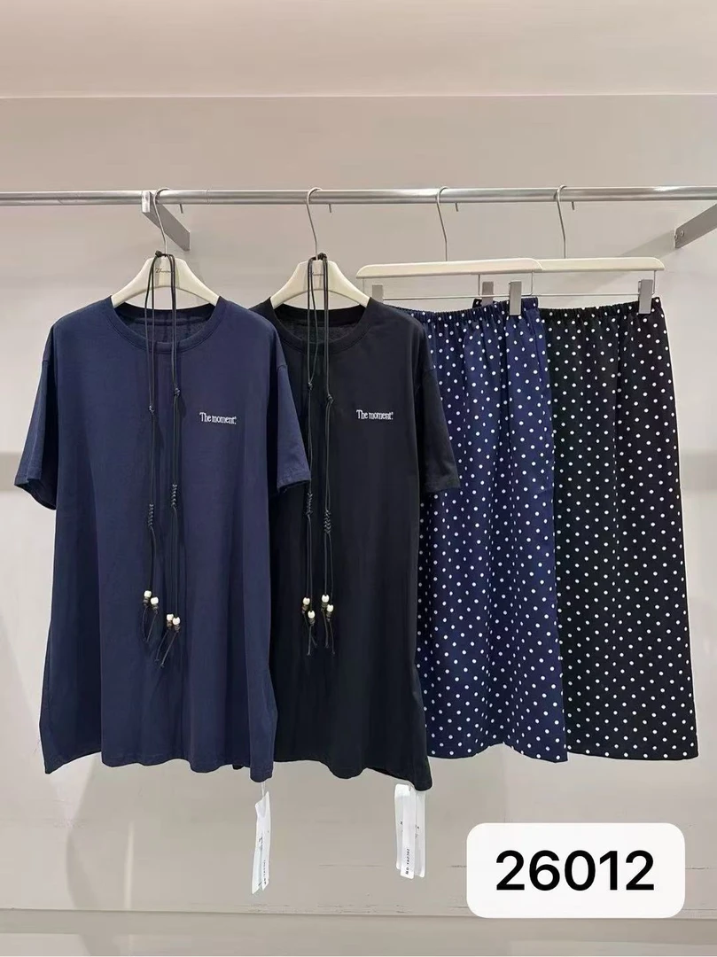 鑫燃KIKI 极简纯棉英文宽松T恤上衣 26012 DH（F）