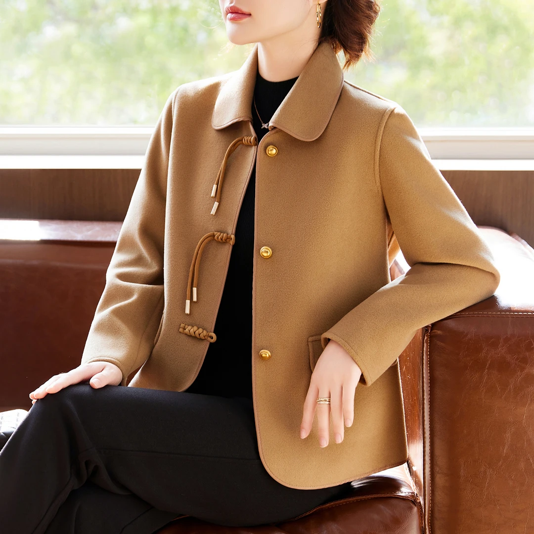 妈妈秋装外套阔太太时髦女装新款短款大衣中老年女装春秋开衫上衣