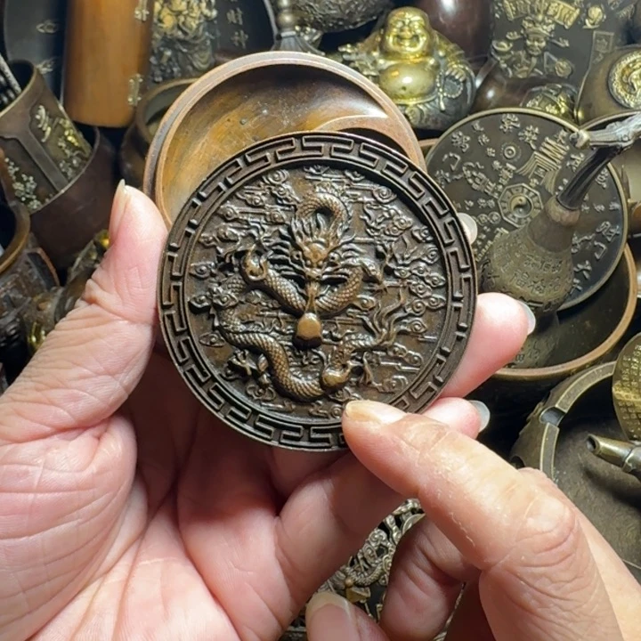 铜器摆件收收藏藏