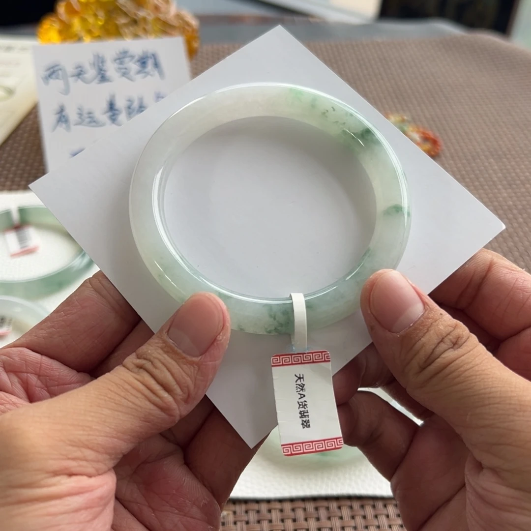 翡翠未镶嵌手镯33号59强推