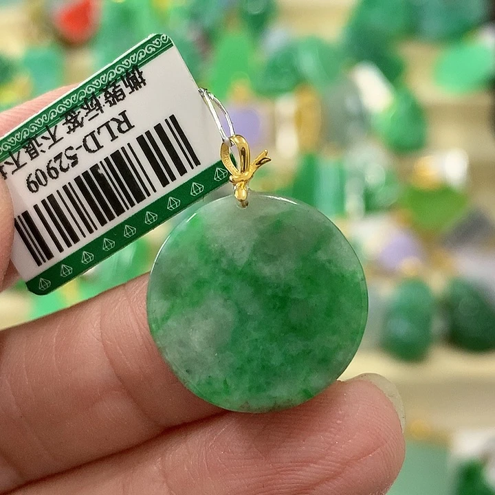 翡翠颈饰18K金镶嵌挂件