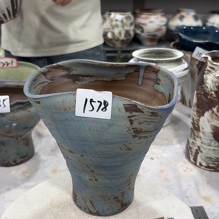 摆件高18，口18，无孔1578