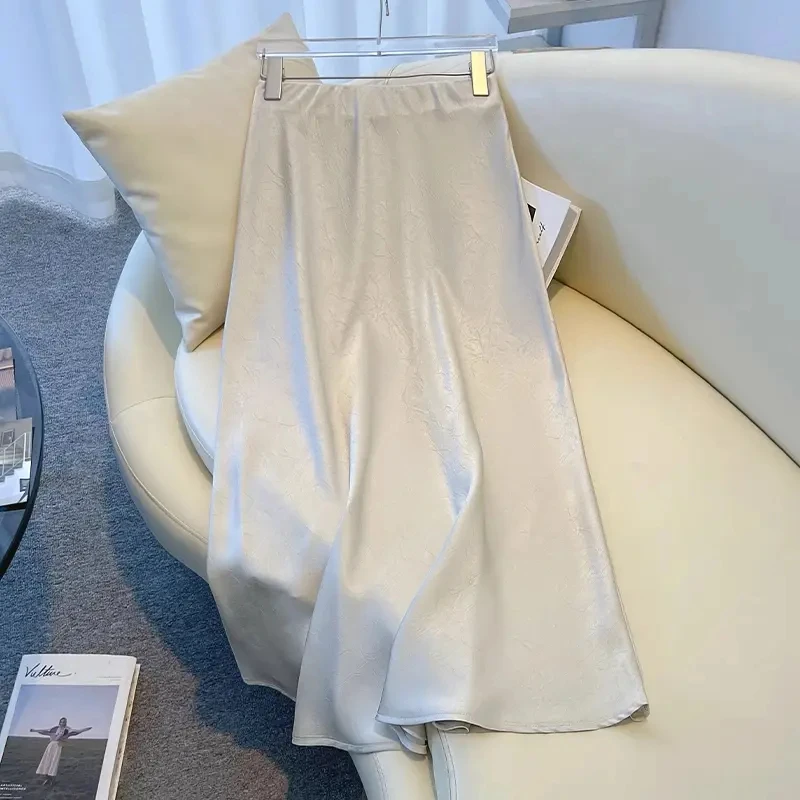 拉夏贝尔高级感醋酸缎面半身裙女夏季中长裙2025新款气质a字伞裙