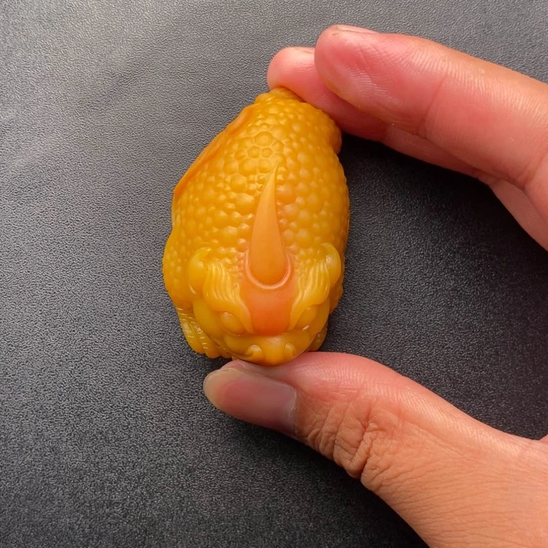 石英质玉未镶嵌颈饰贤*哥