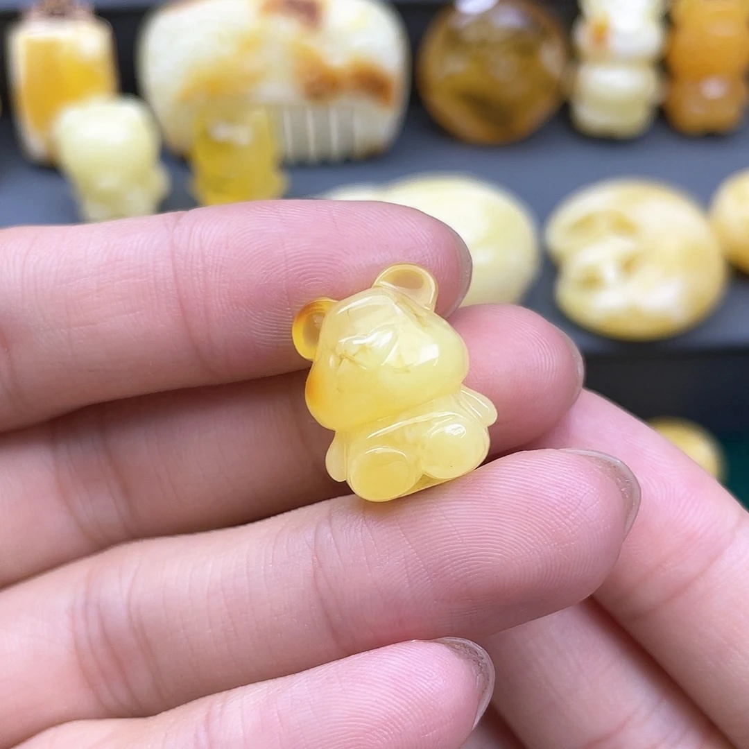 琥珀裸石未镶嵌蜜蜡
