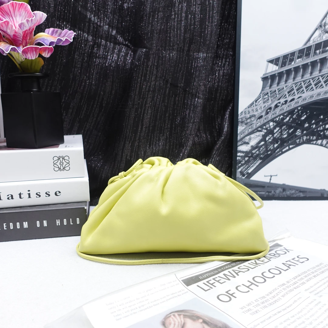 95新 BOTTEGA VENETA/葆蝶家 单肩包/T10156232