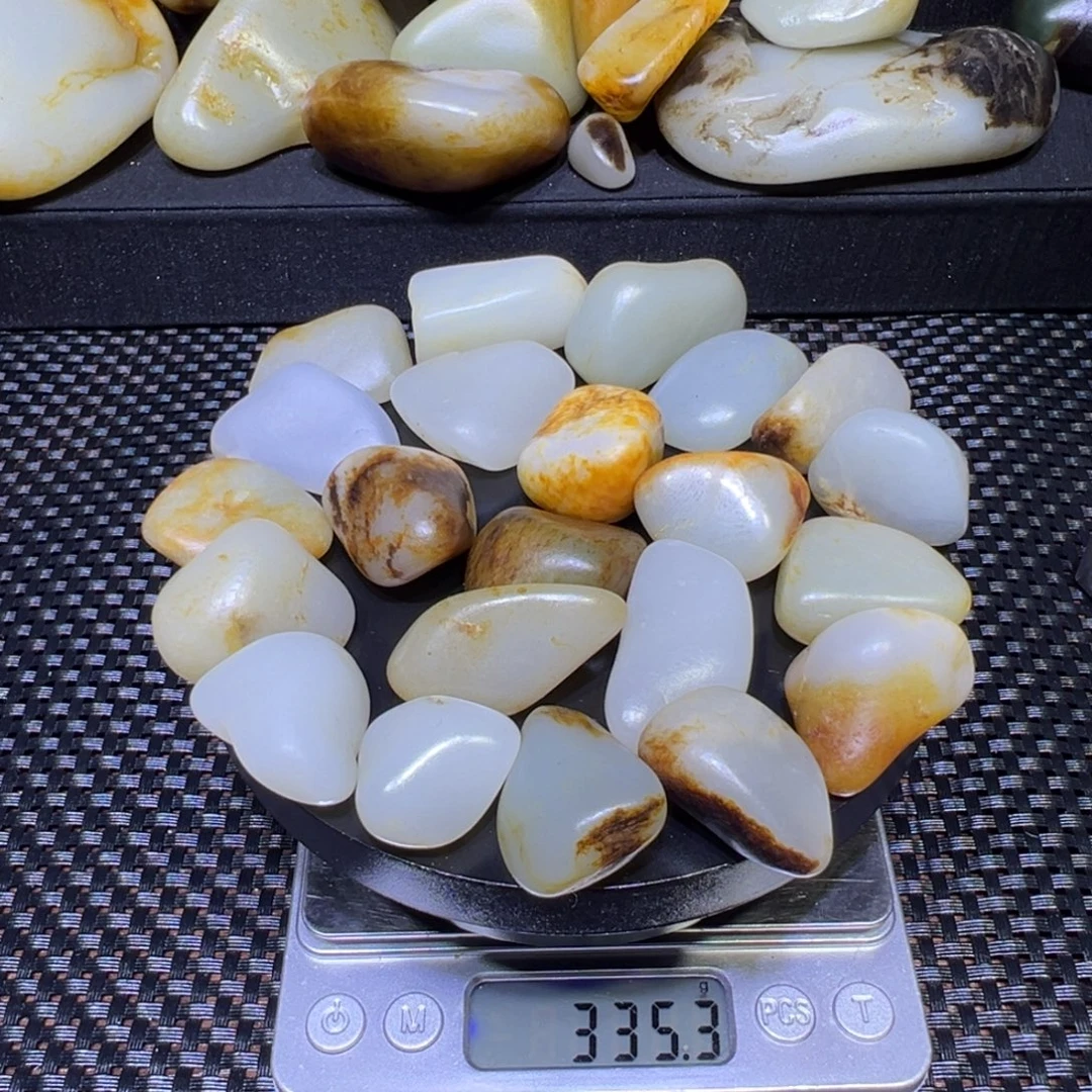 和田玉（子料）未镶嵌吊坠(不含链)335克