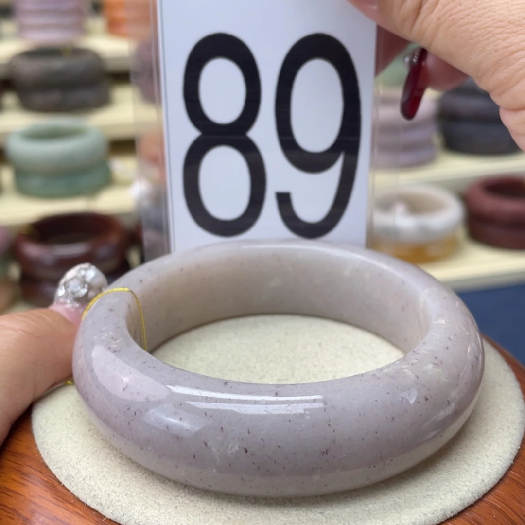 【闪购商品】石英质玉手镯未镶嵌