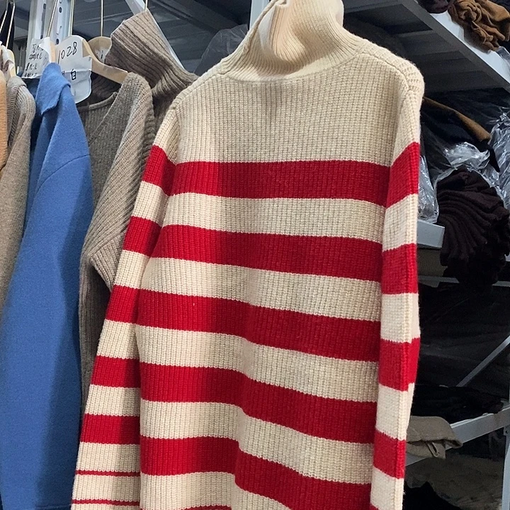 100%美丽诺羊毛加厚高领条纹