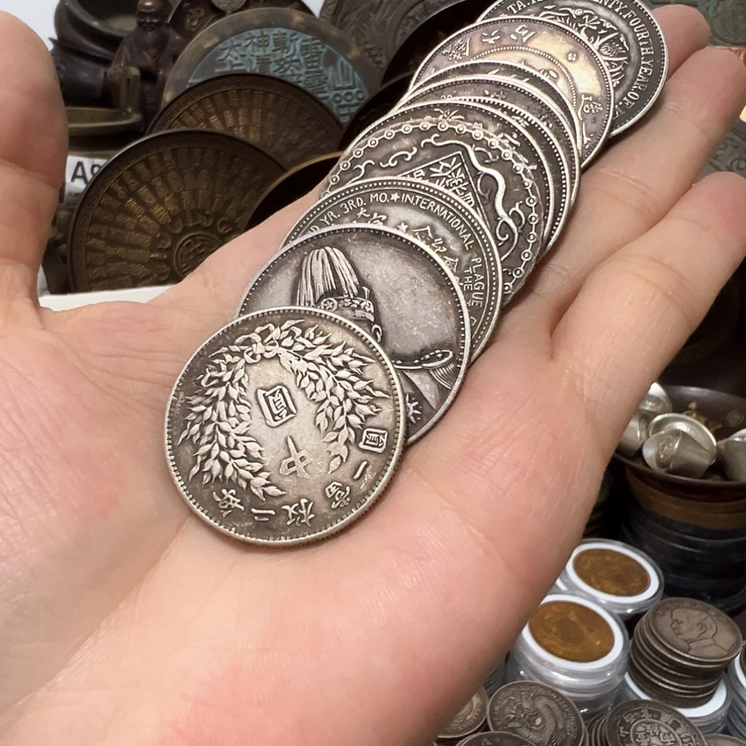 金属复古风格摆件