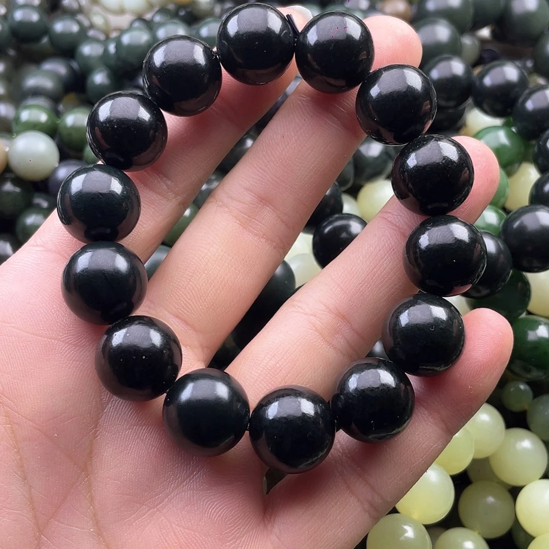 和田玉手串未镶嵌