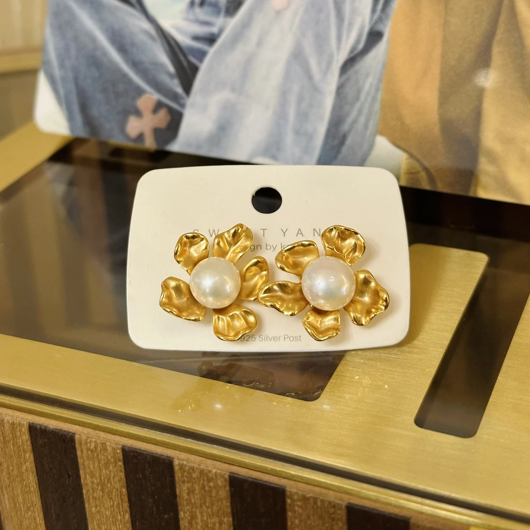 合金合成锆石耳饰 太阳花哑光金色花朵耳钉-zyy382