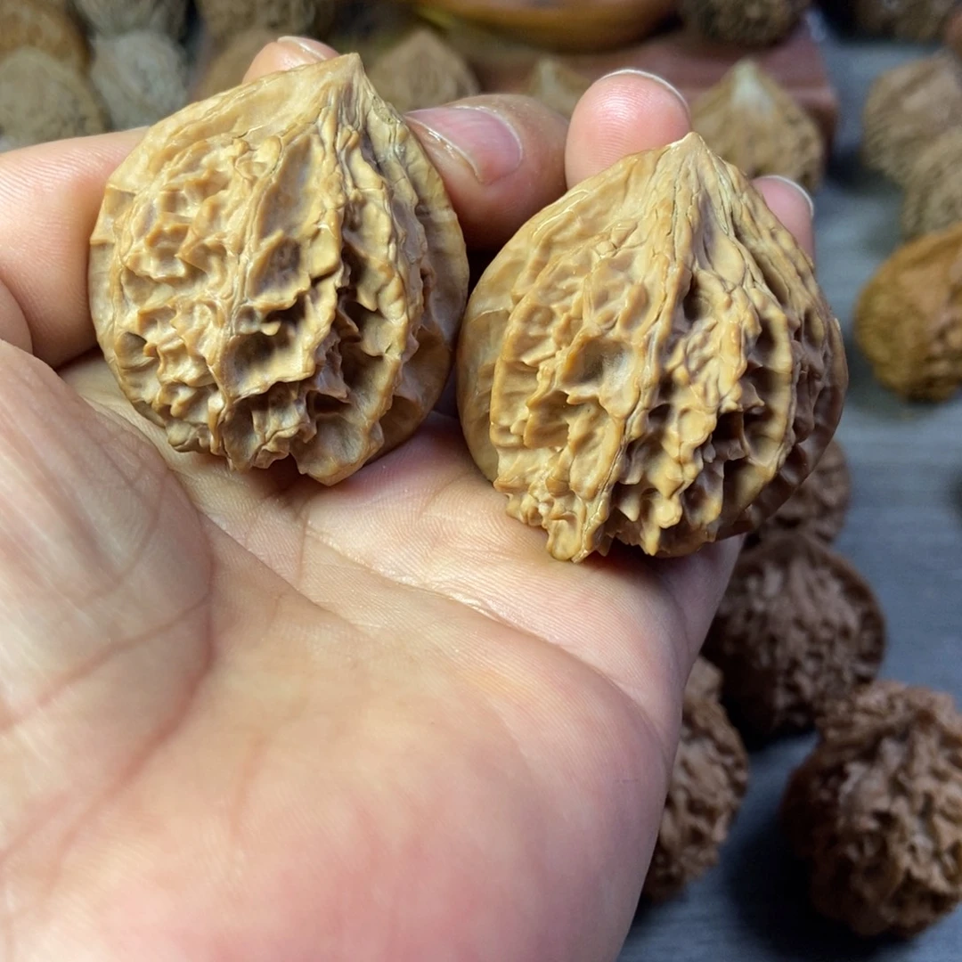 文玩核桃吊坠水晶灯笼40尺